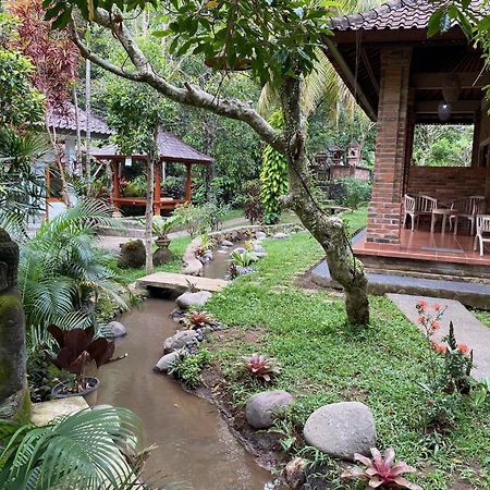 Mayong Bali Villa And Hostel Мундук Екстер'єр фото