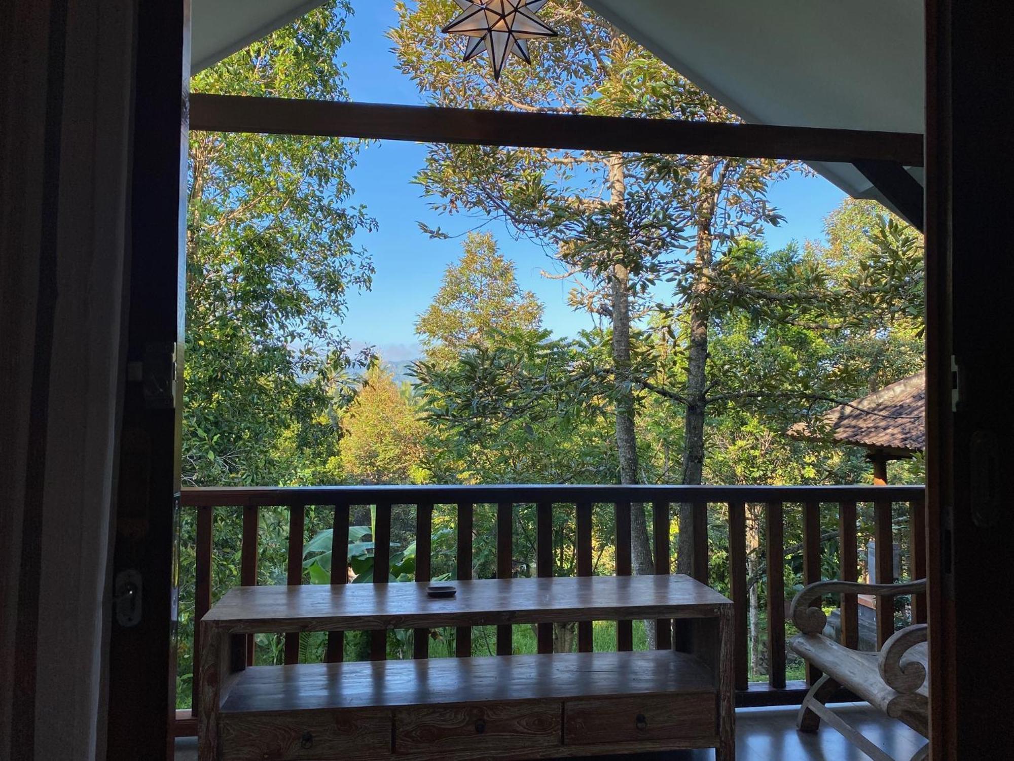 Mayong Bali Villa And Hostel Мундук Екстер'єр фото